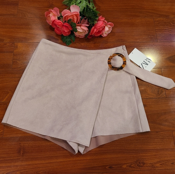 Zara Pants - Zara Blush Faux Suede Skort Size Small